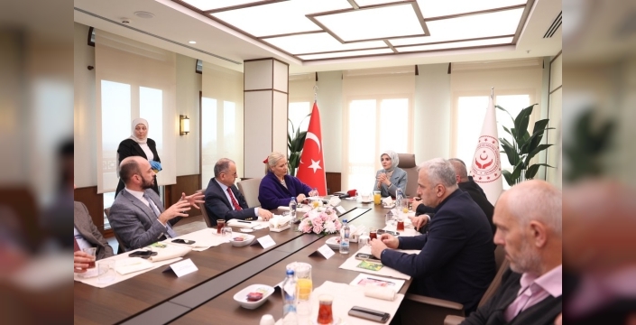 Bakan Göktaş'tan şok uyarı: Türkiye nüfusu 2100'de 25 milyona düşebilir