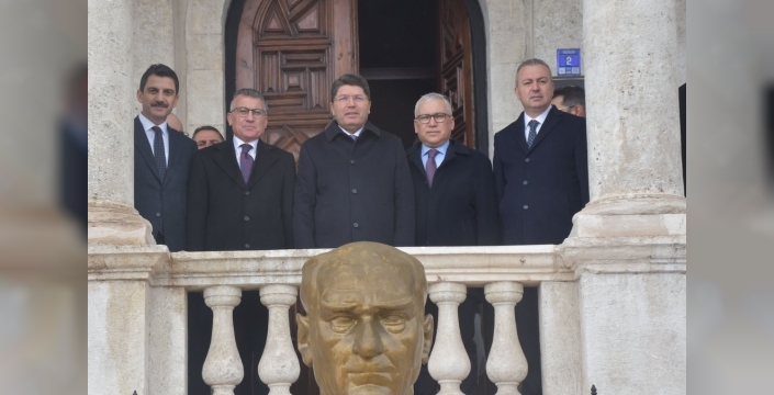 Bakan Tunç: Yeni anayasa ile Türkiye Yüzyılı'na adım atmalıyız