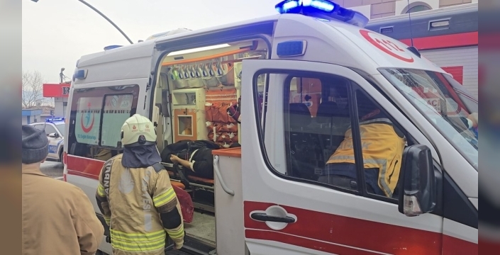 Beykoz'da iki otobüs kafa kafaya çarpıştı: 7 kişi yaralandı