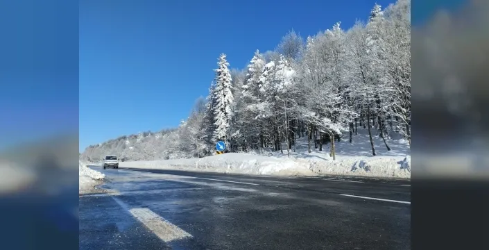 Bolu Dağı'nda kar yağışı sonrası ulaşım rahatladı