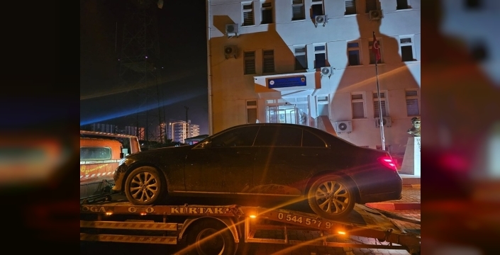 Çalınan otomobil, şaşırtıcı bir yerde ortaya çıktı: Ahırda saklanıyordu!