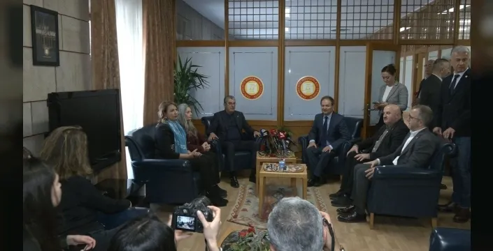 CHP'li Günaydın'dan gazetecilere özgürlük çağrısı ve emekli maaşlarına eleştiri
