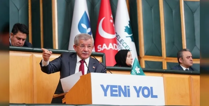 Davutoğlu, komisyon raporunun gecikmesine isyan etti: 'Doktora tezi yazılıyor sanki, hepsini sınıfta bırakırım