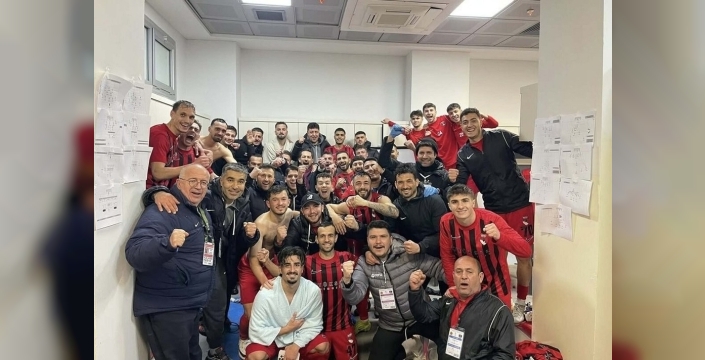 Denizli İdmanyurdu, İzmir'de galibiyeti sürdürdü