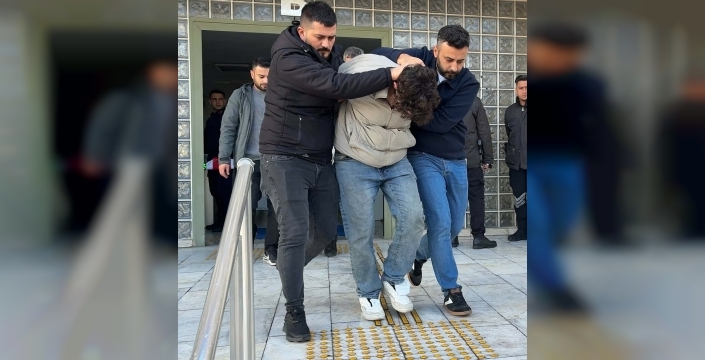 El-Kaide üyesi olduğu iddia edilen şüpheli, sınır kapısında jandarma tarafından yakalandı