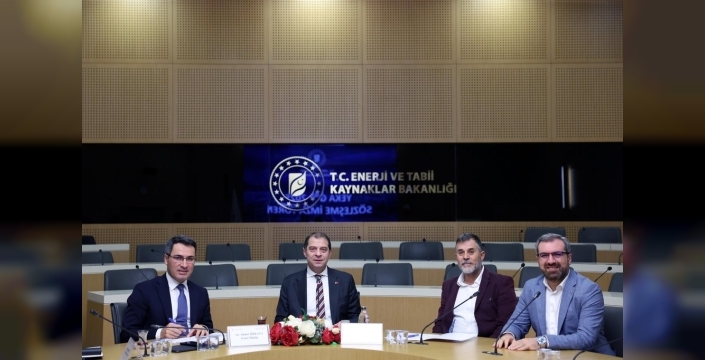 Enerji devrimi başlıyor: YEKA GES-2025 sözleşmeleri imzalandı, 650 megavatlık güneş enerjisi yatırımına yeşil ışık