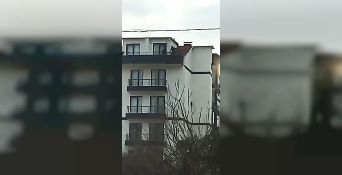 FETÖ hükümlüsü ihraç üsteğmen, İzmit'te bir binanın çatısında yakalandı