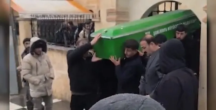 Gaz patlamasında hayatını kaybeden nine ve iki torunu gözyaşlarıyla toprağa verildi