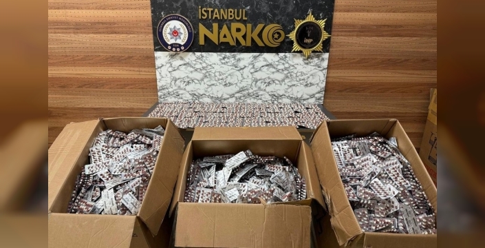 Güngören'de büyük darbe: 84 bin uyuşturucu hap ele geçirildi, 3 tutuklama!