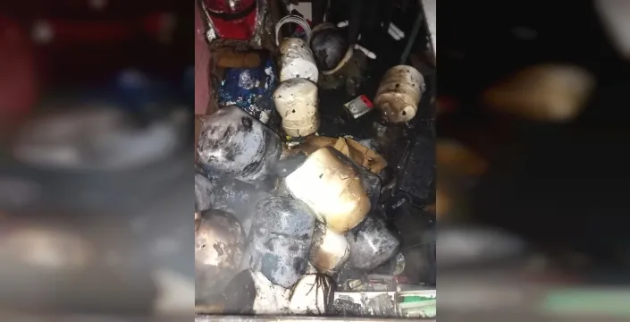 Hatay'da su arıtma iş yerinde yangın: İtfaiye müdahalesiyle alevler kontrol altına alındı