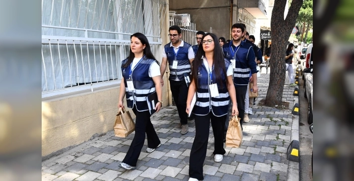 İzmir'de Sosyal Yardım Kasası Doldu Taştı: 2025 Hedefi 400 Milyon Lira
