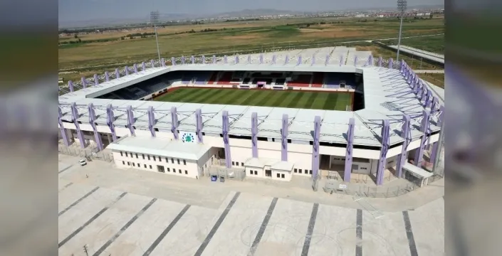 Karşıyaka taraftarları deplasman yasağına isyan etti: 'Futbol seyirciyle güzeldir