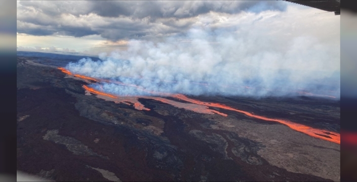 Kilauea Yanardağı'nda şok patlama: Lav sütunları 460 metreye yükseldi