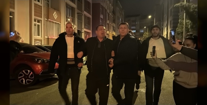 Kızının erkek arkadaşını pompalı tüfekle vurdu, ardından çevreye rastgele ateş açtı
