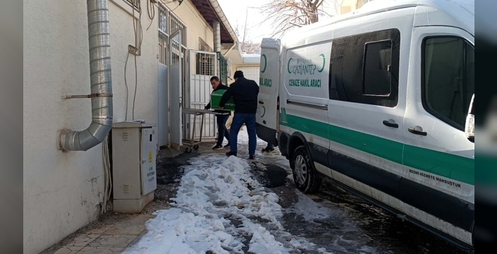 Komşuluk dehşeti: Tartışma kanlı bitti, genç adam hayatını kaybetti!