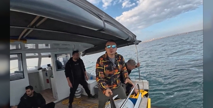 Marmara'da 50 Yıllık Sır Perdesi Aralanıyor: Uçak Kokpitine Benzeyen Yapı Tespit Edildi!