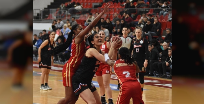 Melikgazi Kayseri Basketbol, sahasında ÇBK Mersin'e farklı mağlup oldu