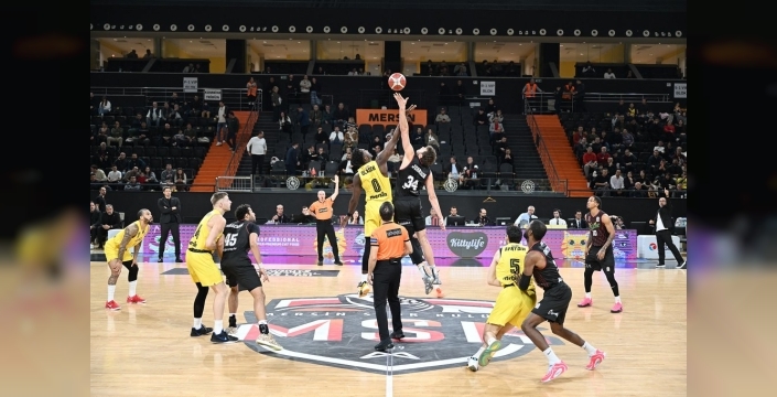 Mersin Spor, Manisaspor'u son dakikada devirdi: 81-77