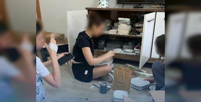 Öğrencilerini evine temizliğe götüren öğretmen serbest kaldı, skandal büyüyor!
