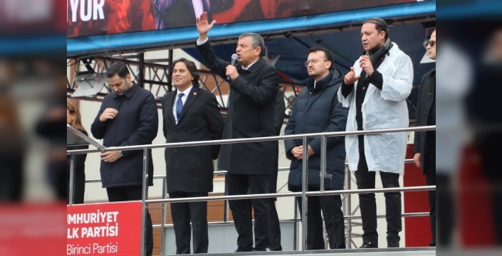 Özgür Özel'den şok açıklama: AK Parti'nin kara düzenini yıkacağım
