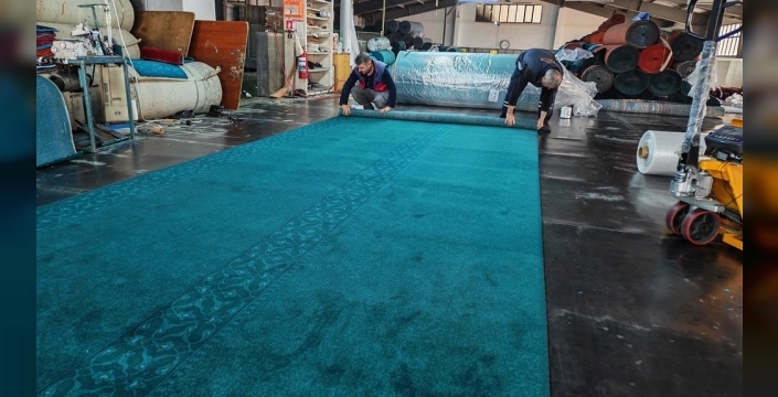 Tokyo Camisi'nin halıları 26 yıl sonra yine Manisa'da dokundu