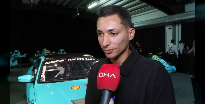 Toprak Razgatlıoğlu'ndan tarihi açıklama: Dünya şampiyonu olarak MotoGP'ye gitmek en büyük hayalimdi, başardık!