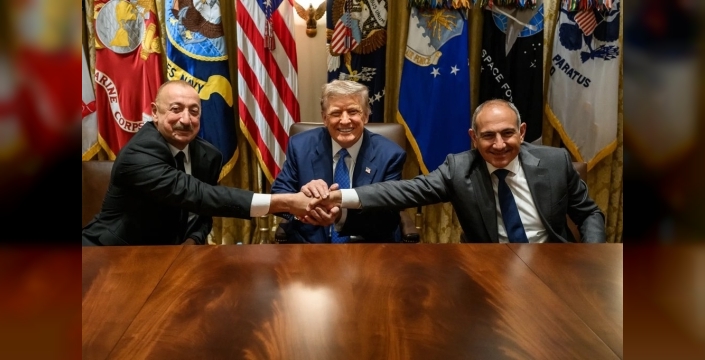 Trump'tan Aliyev ve Paşinyan'a barış anlaşmasına bağlılık için teşekkür