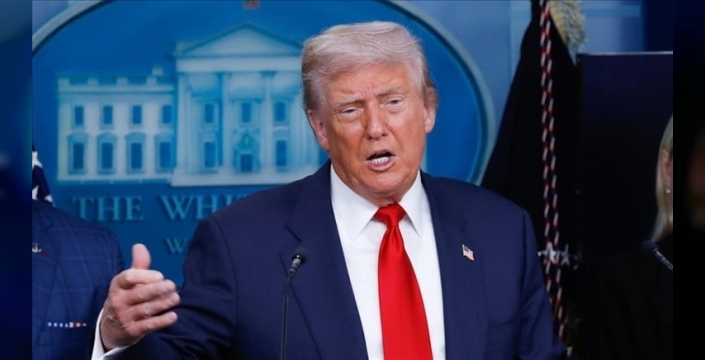 Trump'tan şok açıklama: İran anlaşma istiyor, bölgede dev donanma var