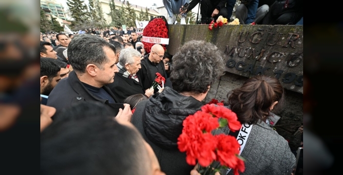 Uğur Mumcu, katledildiği sokakta anıldı: '33 yıllık acı dinmedi