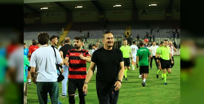 Uşakspor'da Ergün Penbe ile yollar ayrıldı