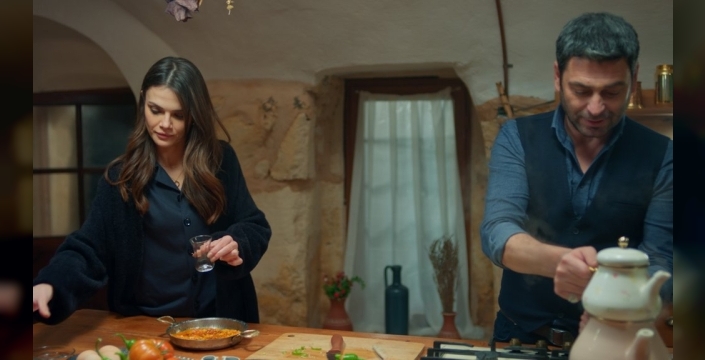 Uzak Şehir'de romantizm rüzgarları: Cihan'dan Alya'ya çarpıcı sözler