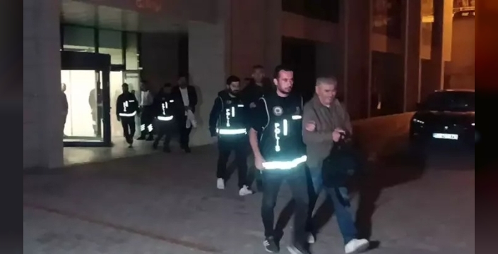 Yahşihan Belediye Başkanı ve 4 kişi 'irtikap' davasında hakim karşısında