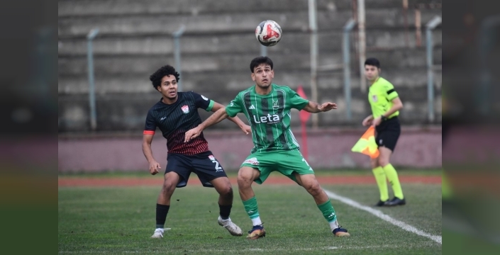 Yalova FK ve İnegöl Kafkasspor sahadan beraberlikle ayrıldı