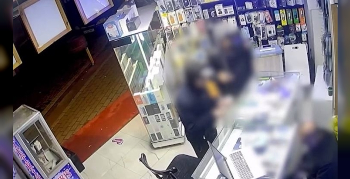 Zeytinburnu'nda kargo paketinin patlaması: 6 şüpheli yakalandı, alacak-verecek kavgası çıktı!