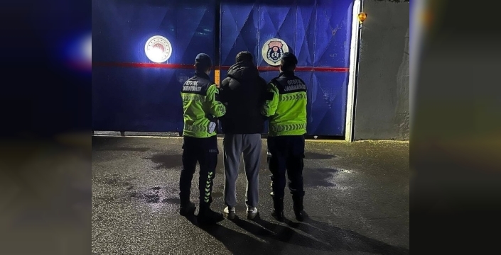 9 ayrı suçtan firari şüpheli, arkadaşının kimliğiyle yakalandı!