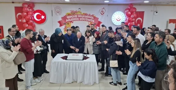 Aile ve Gençlik Fonu'ndan destek alan çiftler, 'Aile Buluşmaları' ile bir araya geliyor