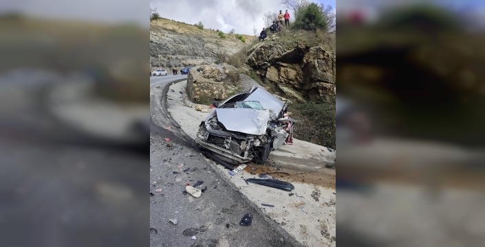 Alanya'da yürek burkan kaza: TIR dehşeti 1 can aldı, 3 kişiyi yaraladı!