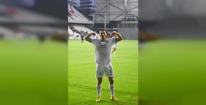 Altay, Bornova 1877'yi rahat geçti: 3-0