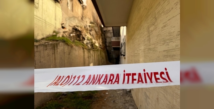 Ankara'da toprak kayması nedeniyle iki bina tahliye edildi