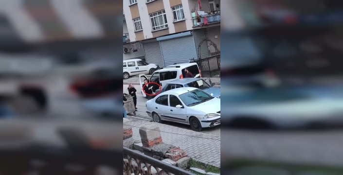 Ankara'da yol verme kavgasında sopalı ve bıçaklı çatışma: 2 kişi gözaltında