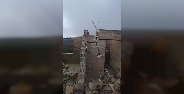 Aydın'da Fırtına Çatıları Uçurdu: 2 Evde Hasar!