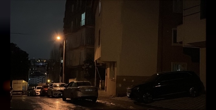 Çayırova'da emekli polis, tartışma sırasında karnından vuruldu