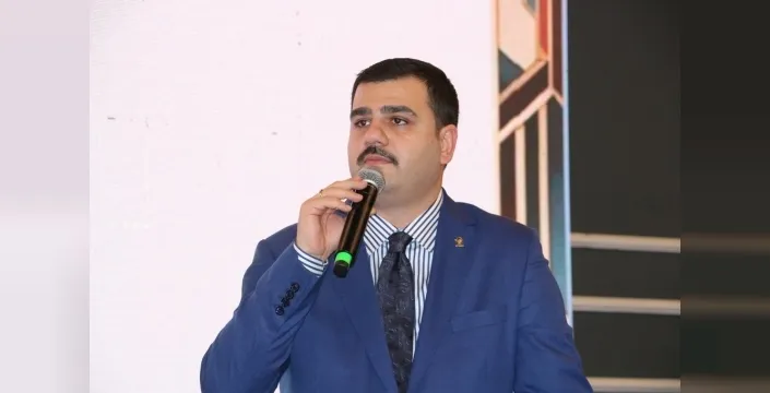 Eyyüp Kadir İnan: İzmir, basit bir yağmurda bile yönetilemiyor
