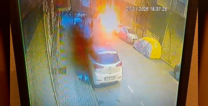 Gaziosmanpaşa'da internetten öğrenip bomba yapan 4 şüpheli tutuklandı, patlama anı kamerada