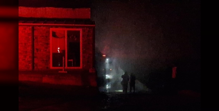 Kırklareli'ndeki süt tesisi deposunda çıkan yangın korkuttu