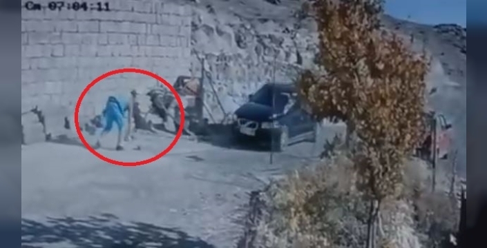 Komşuluk kavgası kanlı bitti: Otomobille ezme davasında sanığa hapis yolu göründü ama ilk duruşmada tahliye çıktı!