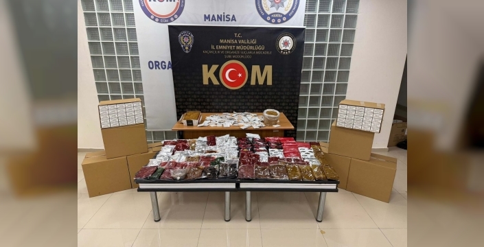 Manisa'da kaçak tütün operasyonunda 5 kişi gözaltına alındı