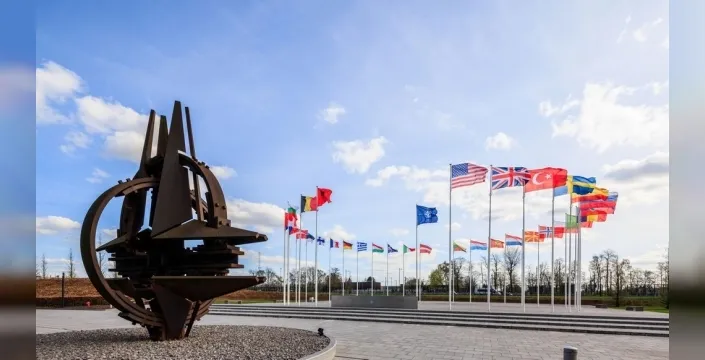 NATO savunma bakanları toplantısı Brüksel'de başladı