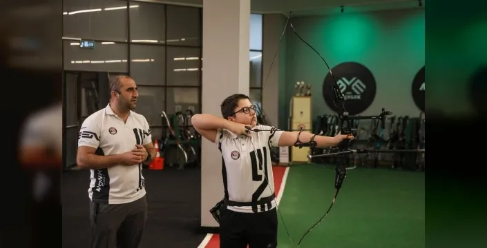 Osman Ataberk Çeliktürk, oyuncak yayla dünya ikinciliğine uzandı