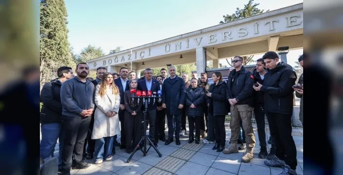 Özgür Özel Boğaziçi'nde öğrencilerle buluştu: 'Kırgınlık, öfke ve travma hali var